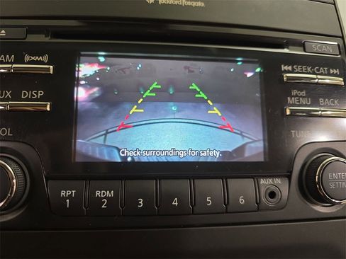 Used 2014 Nissan Frontier PRO-4X image 24