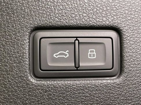 New 2026 Audi SQ8 Prestige AWD/4WD image 21