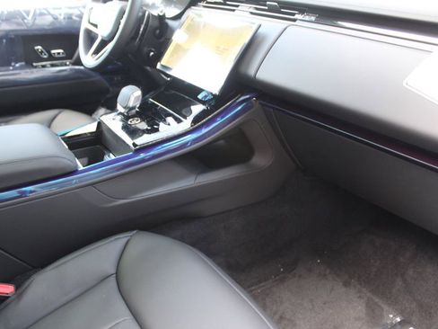 New 2026 Land Rover Range Rover Sport SE AWD/4WD image 27