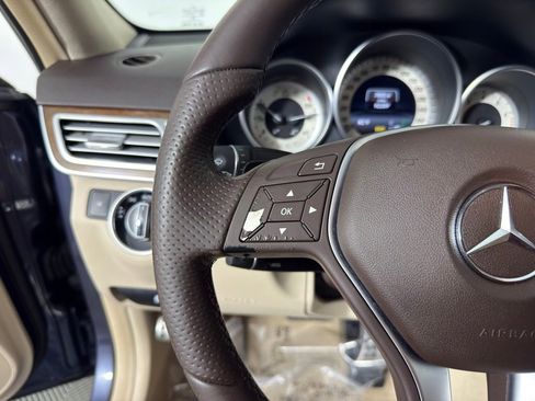Used 2014 Mercedes-Benz E 350 Sedan image 24