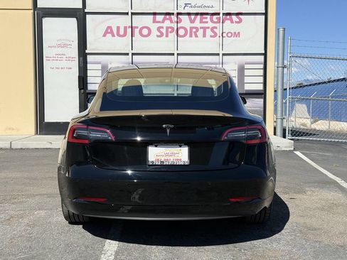 Used 2019 Tesla Model 3 Standard Range Plus image 8