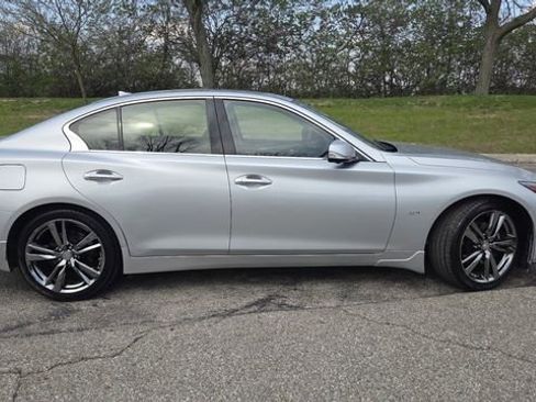 Used 2019 INFINITI Q50 Signature Edition w/ Cargo Package (L96) AWD/4WD image 24
