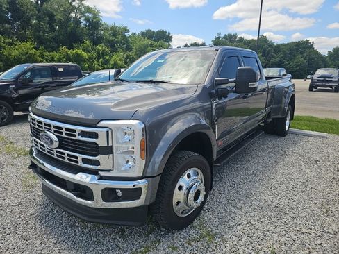 Used 2025 Ford F450 XLT w/ 360-Degree Camera Package AWD/4WD image 4