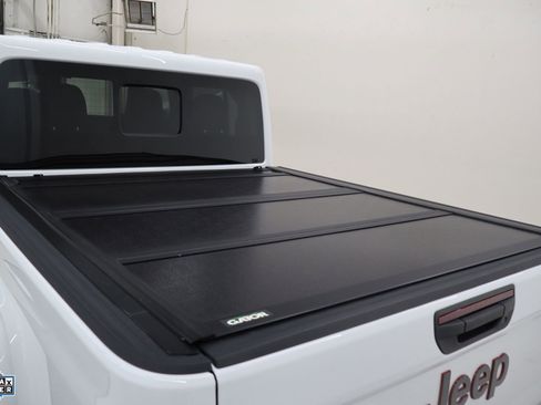 Used 2025 Jeep Gladiator Rubicon image 25