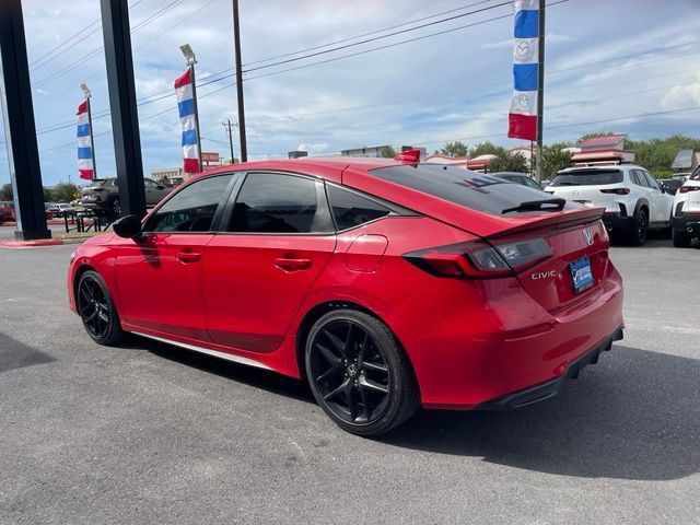 Used 2023 Honda Civic Sport image 5
