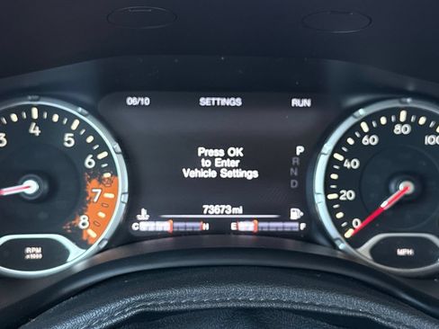 Used 2016 Jeep Renegade Trailhawk AWD/4WD image 22