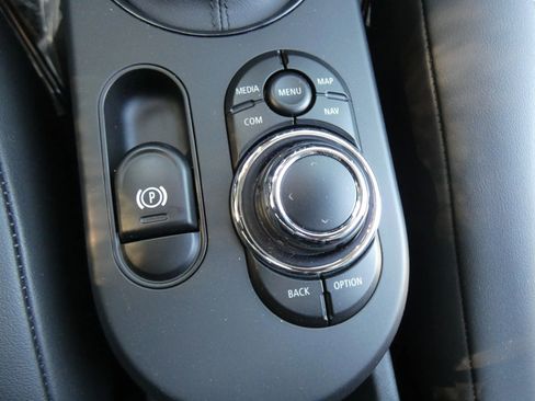 Used 2022 MINI Cooper SE image 58