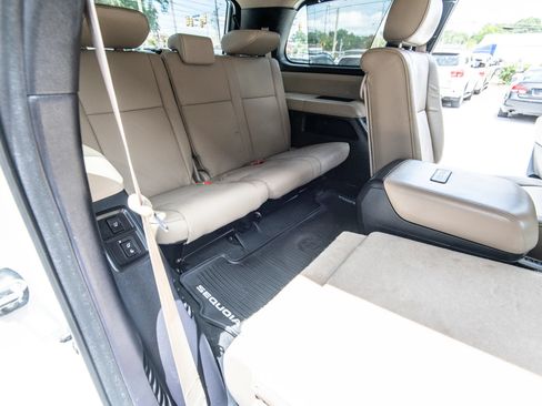 Used 2020 Toyota Sequoia Platinum RWD image 35