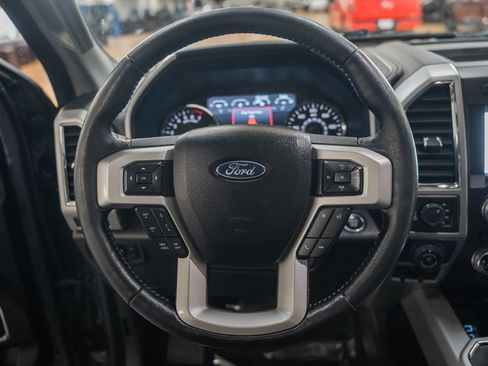 Used 2017 Ford F150 Lariat w/ Equipment Group 502A Luxury image 41