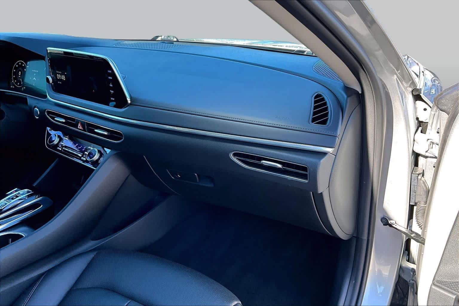 Used 2020 Hyundai Sonata Limited FWD image 18