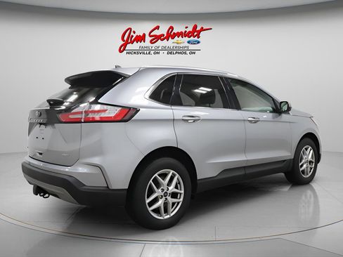 Used 2022 Ford Edge SEL w/ Convenience Package image 6