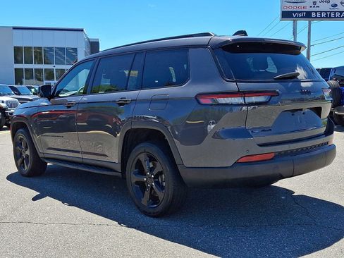 Used 2023 Jeep Grand Cherokee L Laredo AWD/4WD image 4