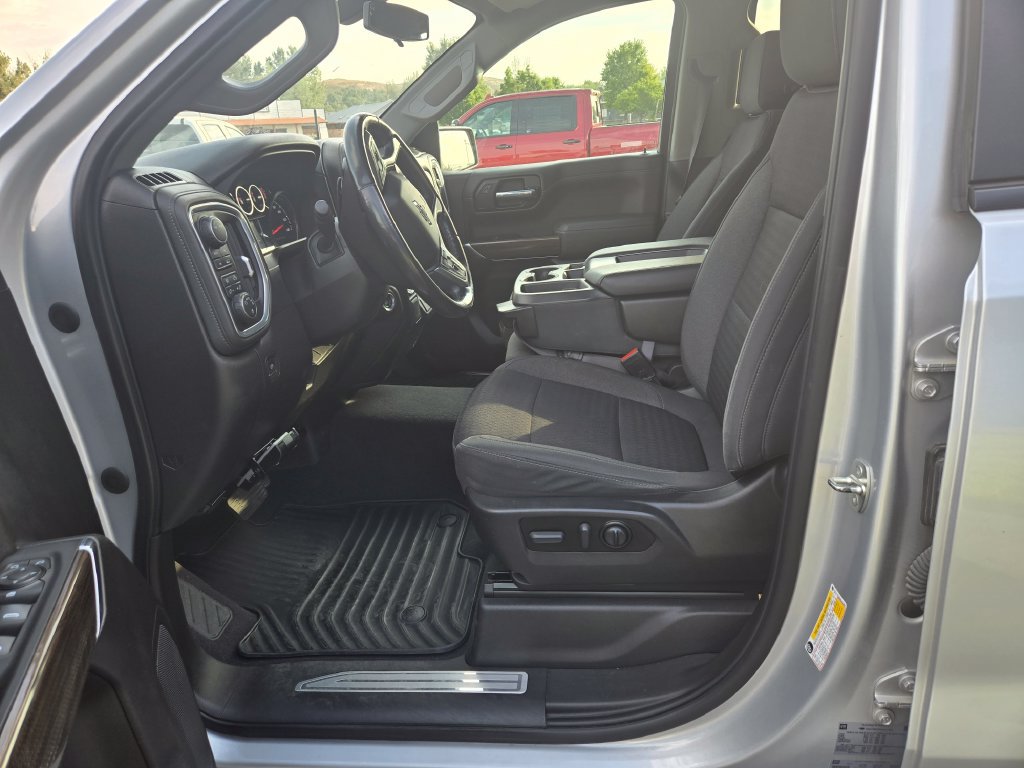 Used 2021 Chevrolet Silverado 1500 RST AWD/4WD image 9