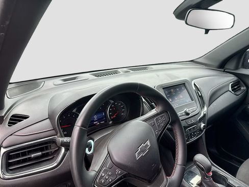 Used 2023 Chevrolet Equinox RS FWD image 10