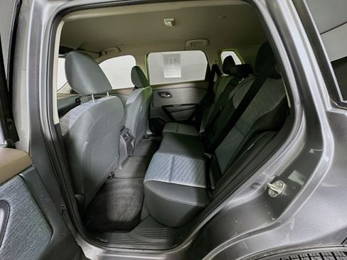 Used 2023 Nissan Rogue SV image 25