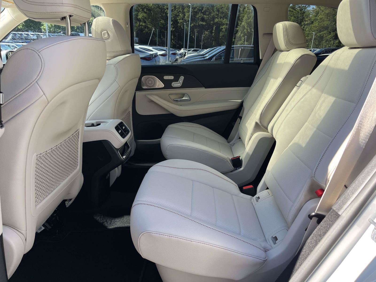 New 2027 Mercedes-Benz GLS 450 4MATIC image 43