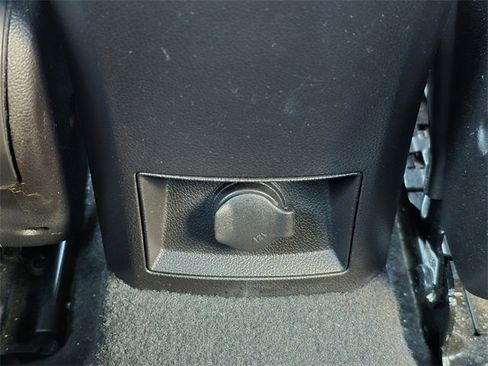 Used 2016 Chevrolet Cruze LT w/ Technology Package image 14