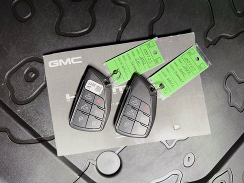 Used 2022 GMC Hummer EV Edition 1 w/ LPO, Illumination Package image 24