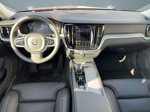 Certified 2026 Volvo V60 B5 Cross Country Ultra image 17