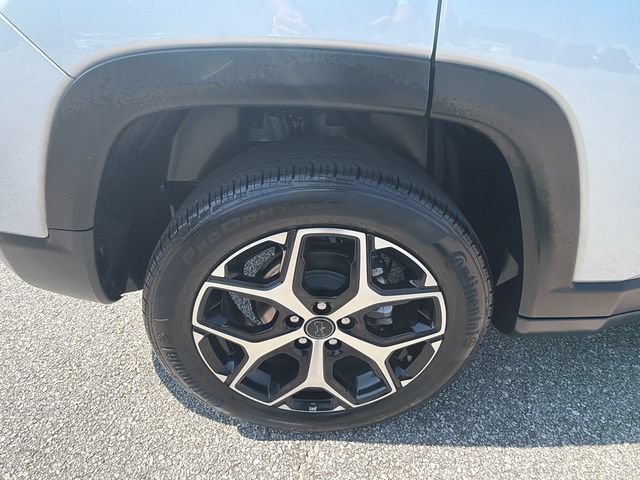 Used 2025 Jeep Compass Limited AWD/4WD image 17