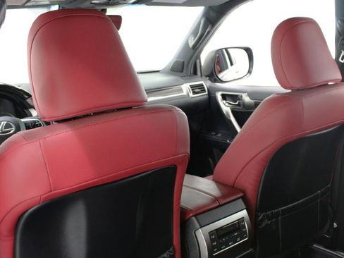 Used 2022 Lexus GX 460 Premium w/ Premium Package image 37