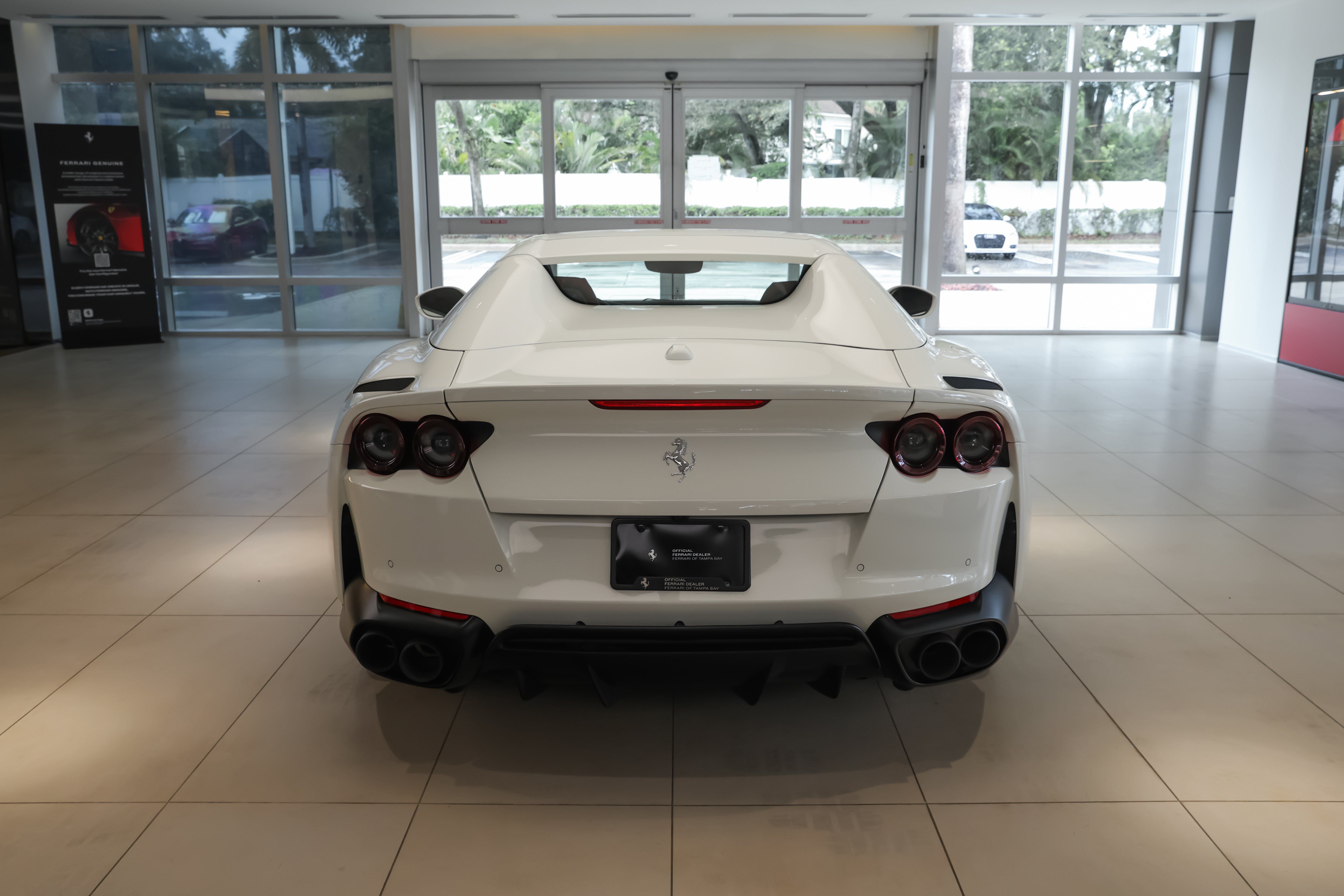 Used 2021 Ferrari 812 GTS RWD image 24