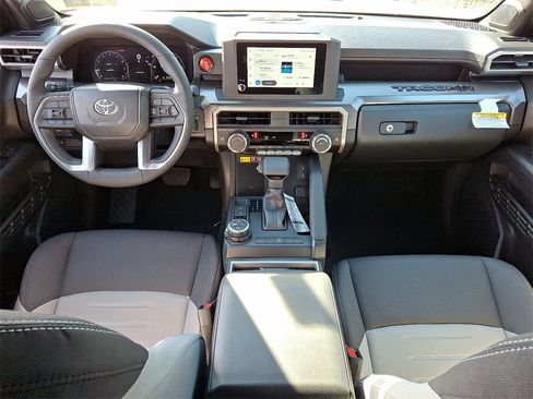 New 2025 Toyota Tacoma TRD Off-Road image 10