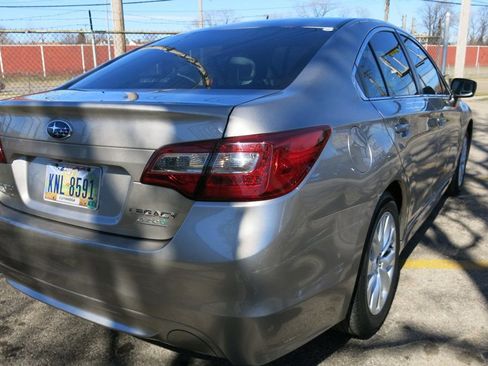 Used 2017 Subaru Legacy 2.5i w/ Alloy Wheel Package image 4
