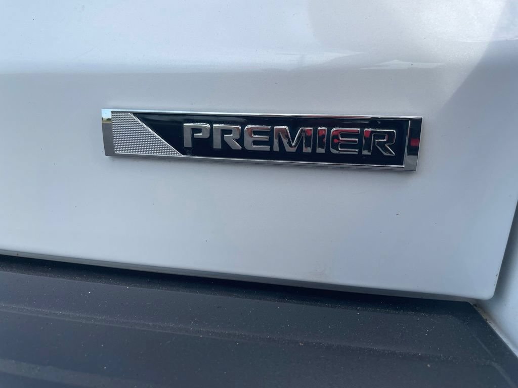 Used 2017 Chevrolet Tahoe Premier AWD/4WD image 30