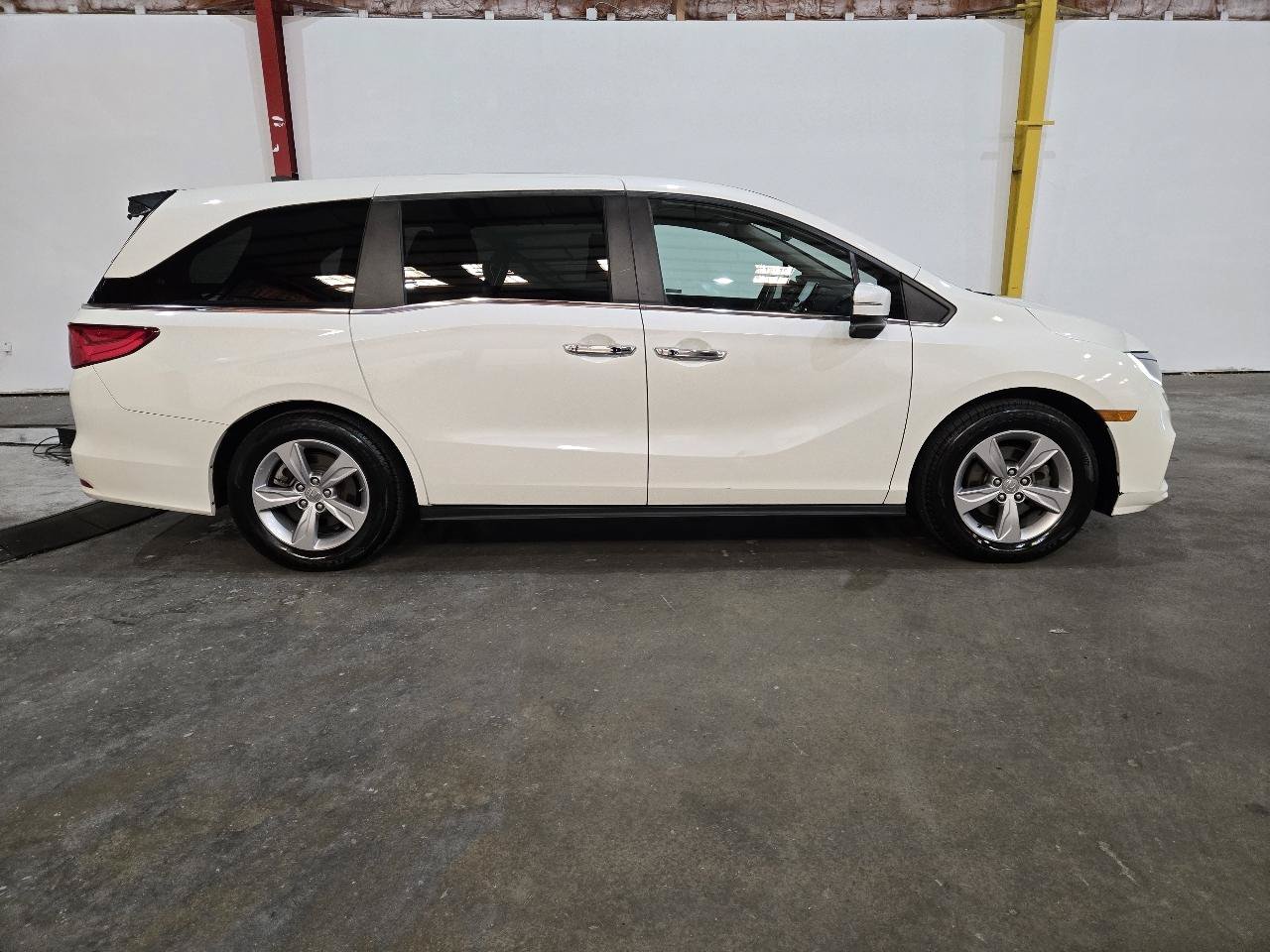 Used 2018 Honda Odyssey EX-L image 8