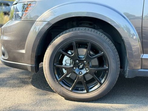 Used 2018 Dodge Journey GT w/ Nav & Sun Group AWD/4WD image 9