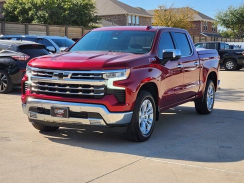 Used 2022 Chevrolet Silverado 1500 LTZ w/ Z71 Off-Road Package image 11