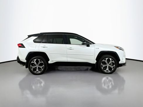 Used 2023 Toyota RAV4 XSE AWD/4WD image 8