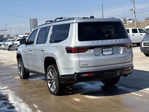 Used 2024 Jeep Wagoneer Series III w/ Premium Group I image 14