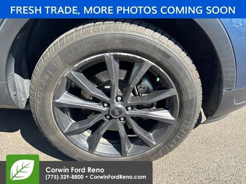 Used 2019 Ford Explorer XLT w/ Equipment Group 202A AWD/4WD image 20