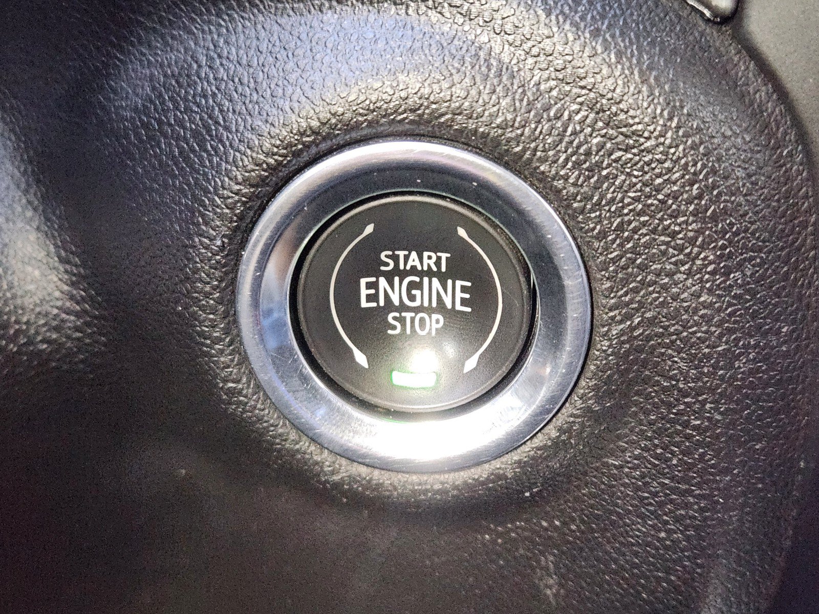 Used 2023 GMC Sierra 2500 Denali AWD/4WD image 18