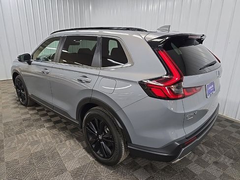 Used 2024 Honda CR-V Sport Touring image 9