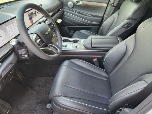 New 2026 Genesis GV80 2.5T Advanced image 9