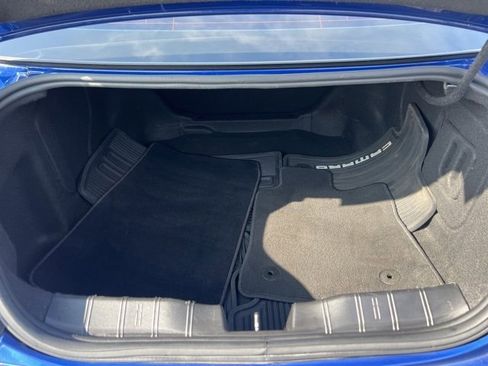 Used 2020 Chevrolet Camaro LT w/ Technology Package image 21