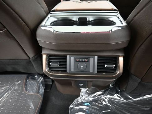 New 2025 Ford F150 King Ranch w/ FX4 Off-Road Package image 16