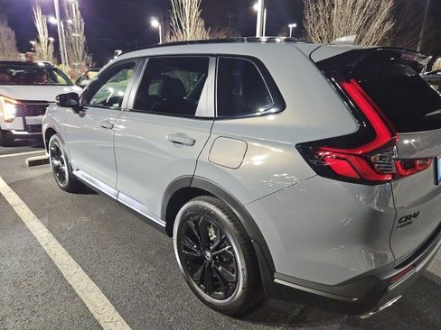 Used 2026 Honda CR-V Sport Touring image 11