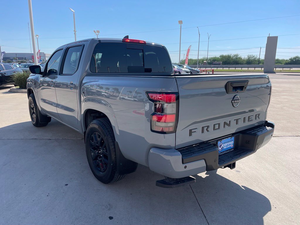 Used 2026 Nissan Frontier SV w/ Tow Package RWD image 5
