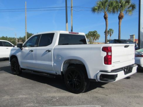 Used 2024 Chevrolet Silverado 1500 Custom image 7