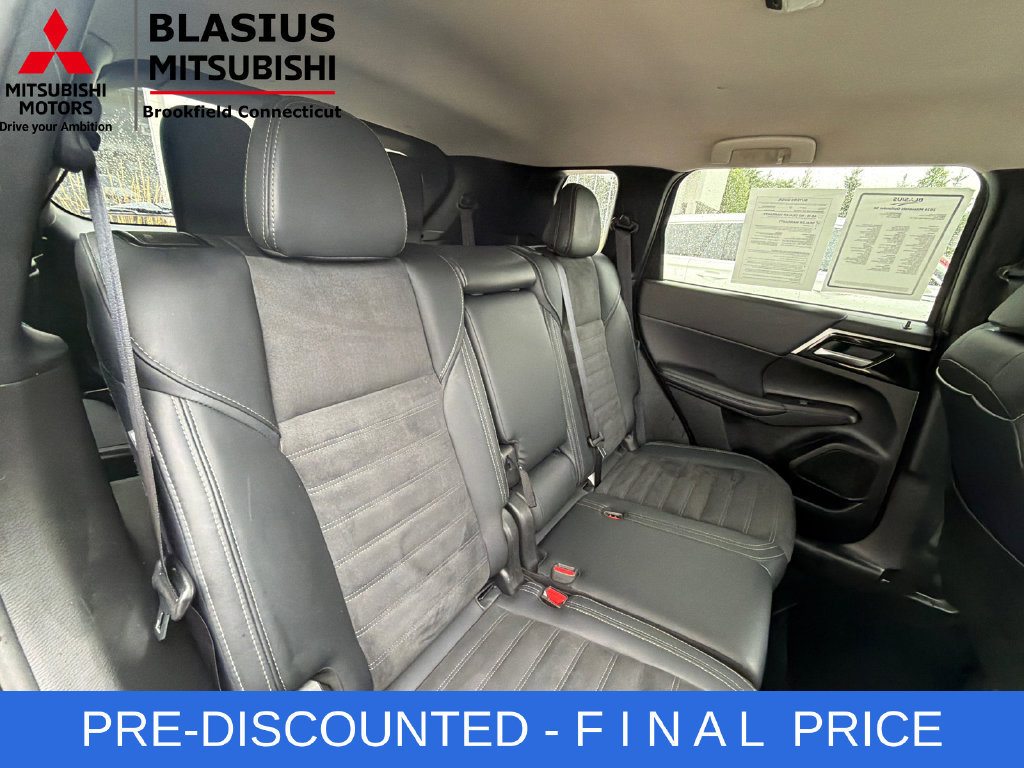 Used 2024 Mitsubishi Outlander SE FWD image 50