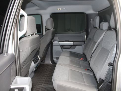 Used 2024 Ford F150 XLT w/ FX4 Off-Road Package image 27