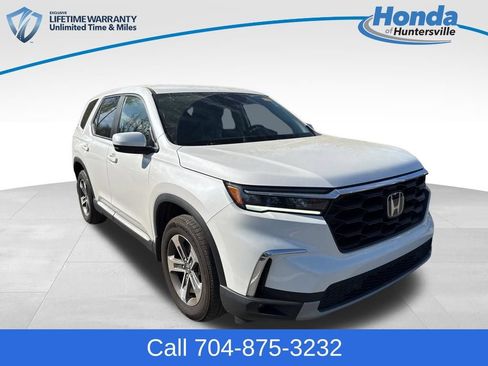 Used 2024 Honda Pilot EX-L image 1