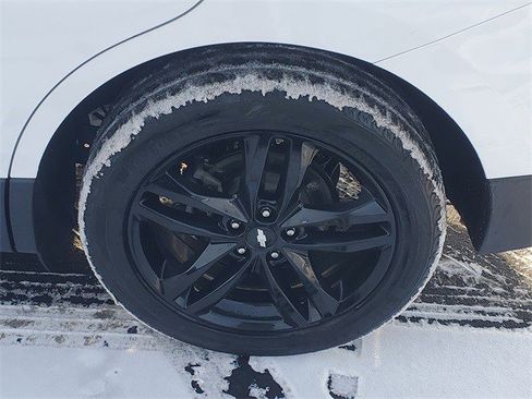 Certified 2021 Chevrolet Equinox LT image 6