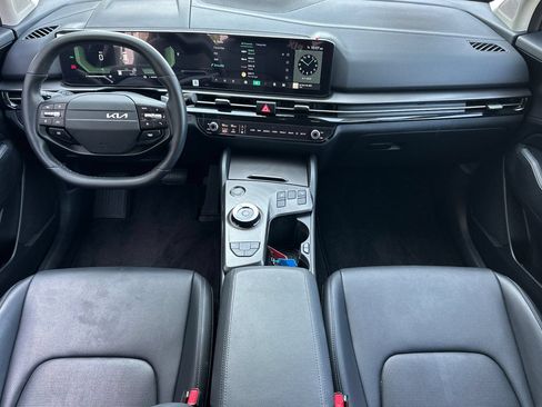 Certified 2026 Kia Sportage EX AWD/4WD image 13