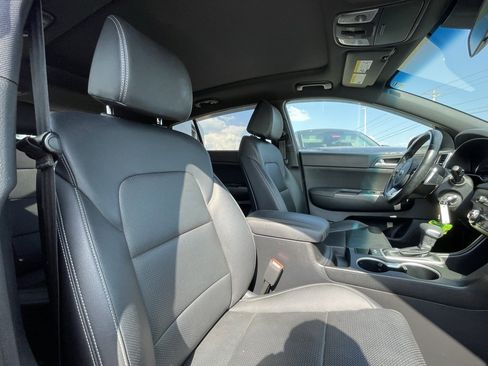 Certified 2022 Kia Sportage Nightfall Edition image 29