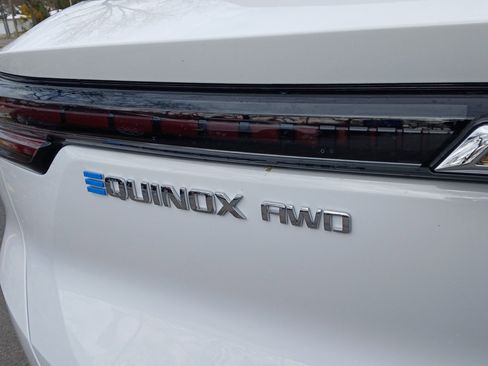 New 2026 Chevrolet Equinox EV LT image 22